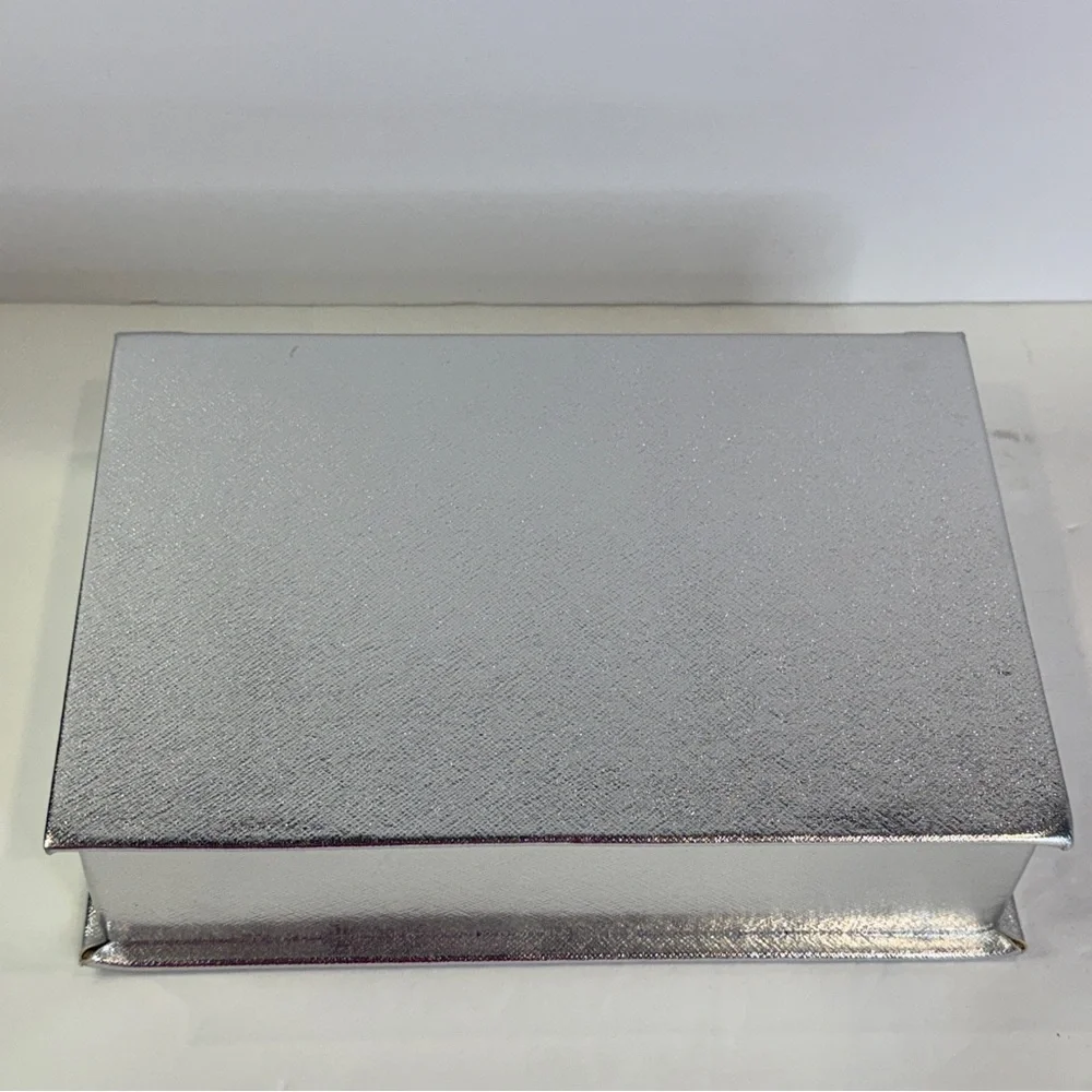 🆕 Vince Camuto Jewelry Box Silver Metallic Purple Satin Organizer Case